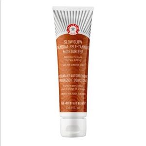 First Aid Beauty Slow Glow Gradual Self Tanner